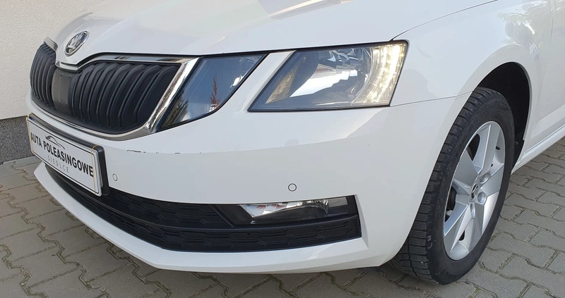 Skoda Octavia cena 40600 przebieg: 168500, rok produkcji 2019 z Biecz małe 277